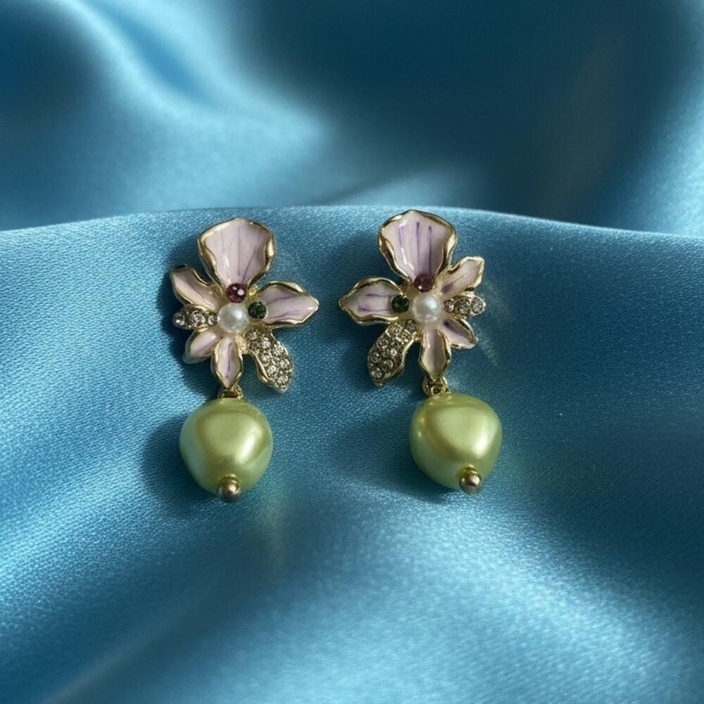 Pearl Earrings Flower Molten Museum Asterales VTG Baroque Gold Sculptural Boho